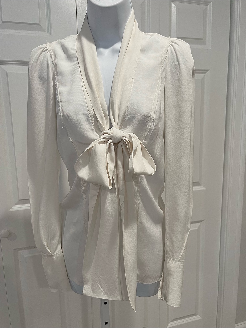 ❤️ BALMAIN Women's Silk Ivory Oversized Blouse/ Shirt Center Bow Tie